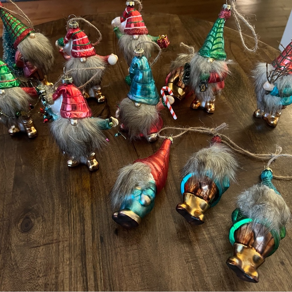 Pottery Barn 12 Gnomes Of Christmas Ornaments